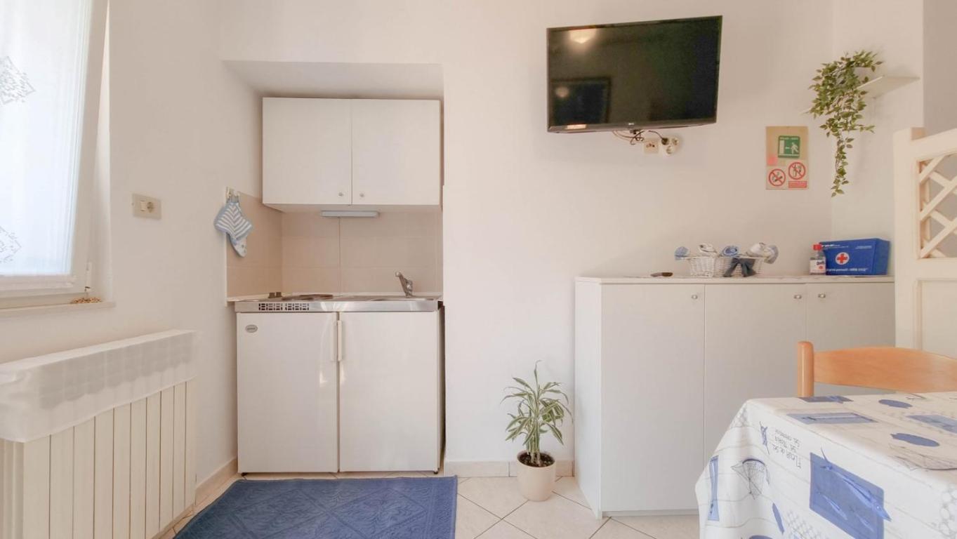 Alma One Lejlighed Novigrad Istria Eksteriør billede